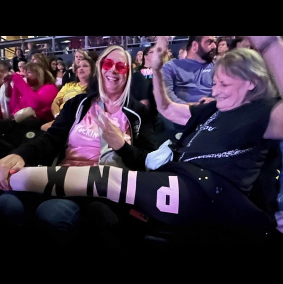 VsPINK Ultimate Set!! - Picture 14 of 16